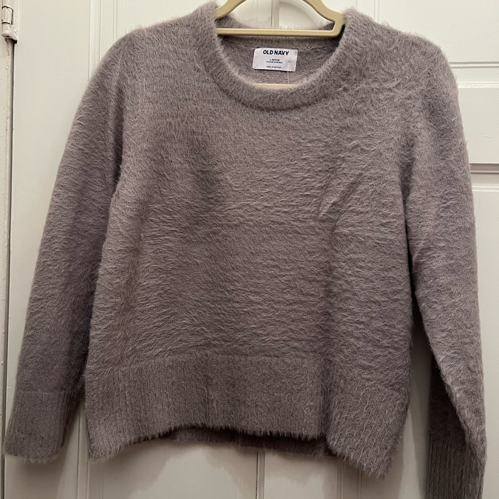 NWT - Old Navy Gray Crew Neck Sweater Cozy Classic Design